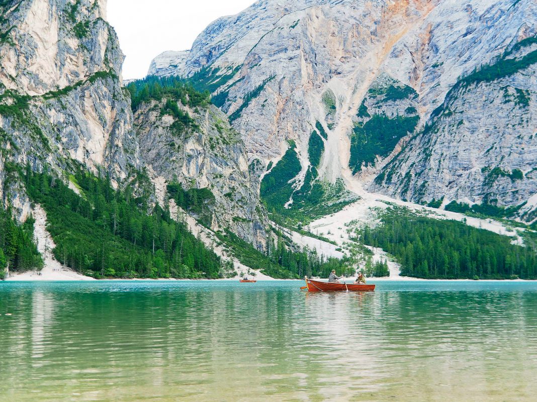 lago di braies elisa parente corte dolomiti alto adige magazine sgaialand magazine lo scatto delle meraviglie